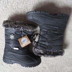 NWT Apres by Lamo Kids Winter/Snow Boots Size 1 Black #AY2025